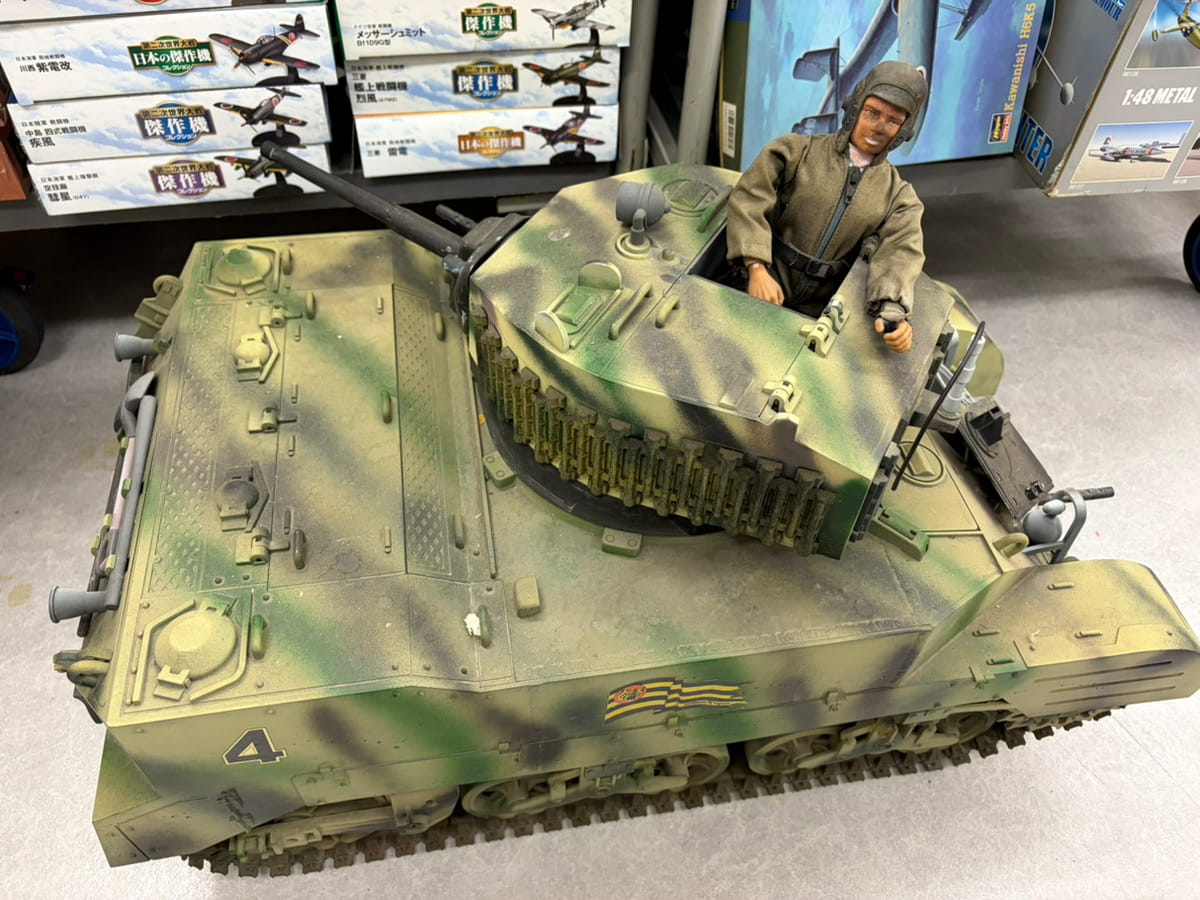M5スチュアート軽戦車1/6スケール